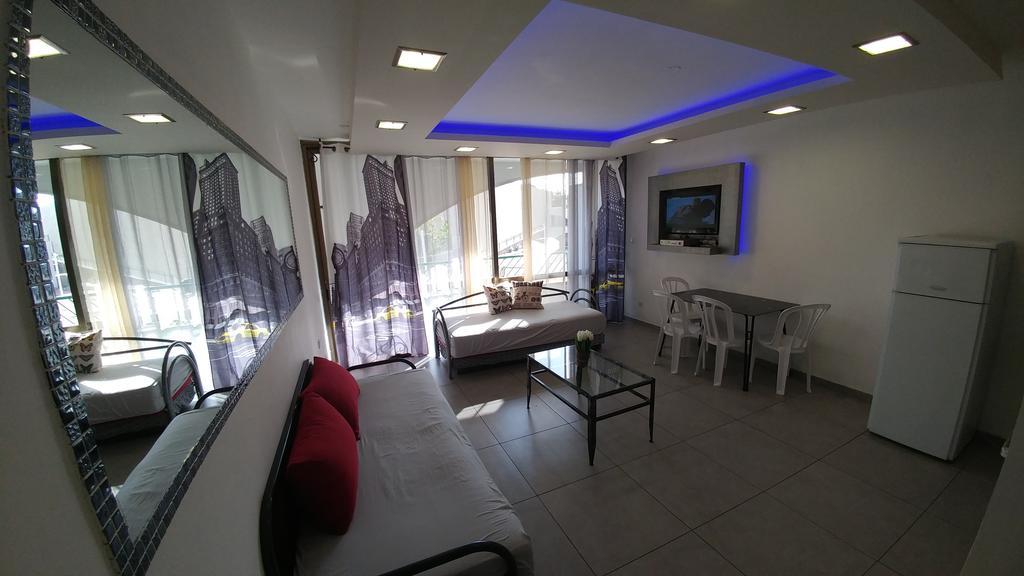 Avshalom Holiday Apartments Eilat Esterno foto