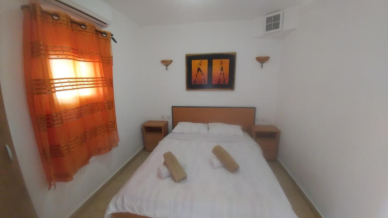 Avshalom Holiday Apartments Eilat Esterno foto