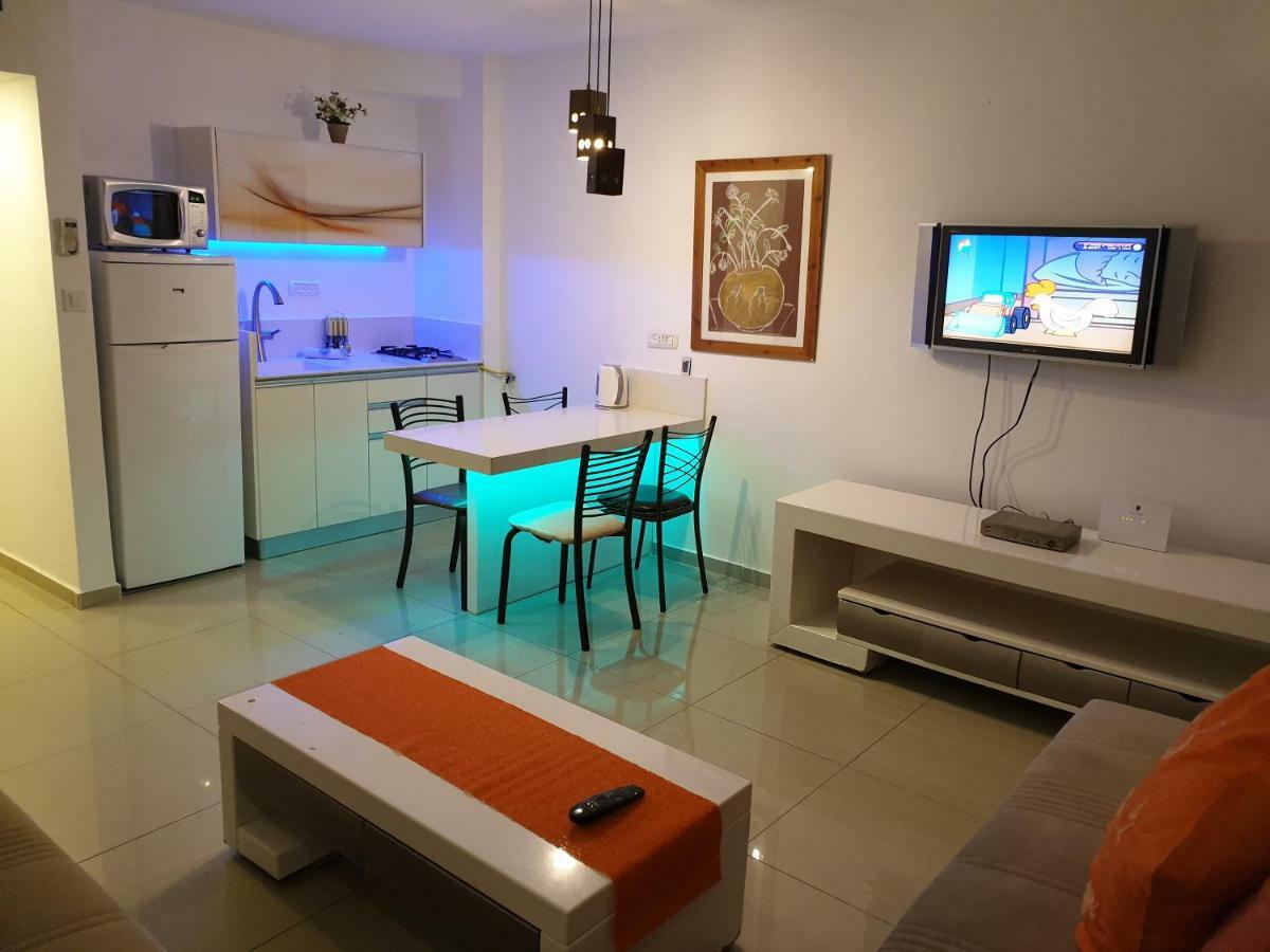 Avshalom Holiday Apartments Eilat Esterno foto