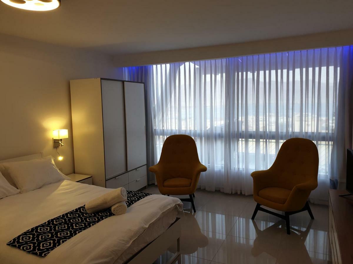 Avshalom Holiday Apartments Eilat Esterno foto