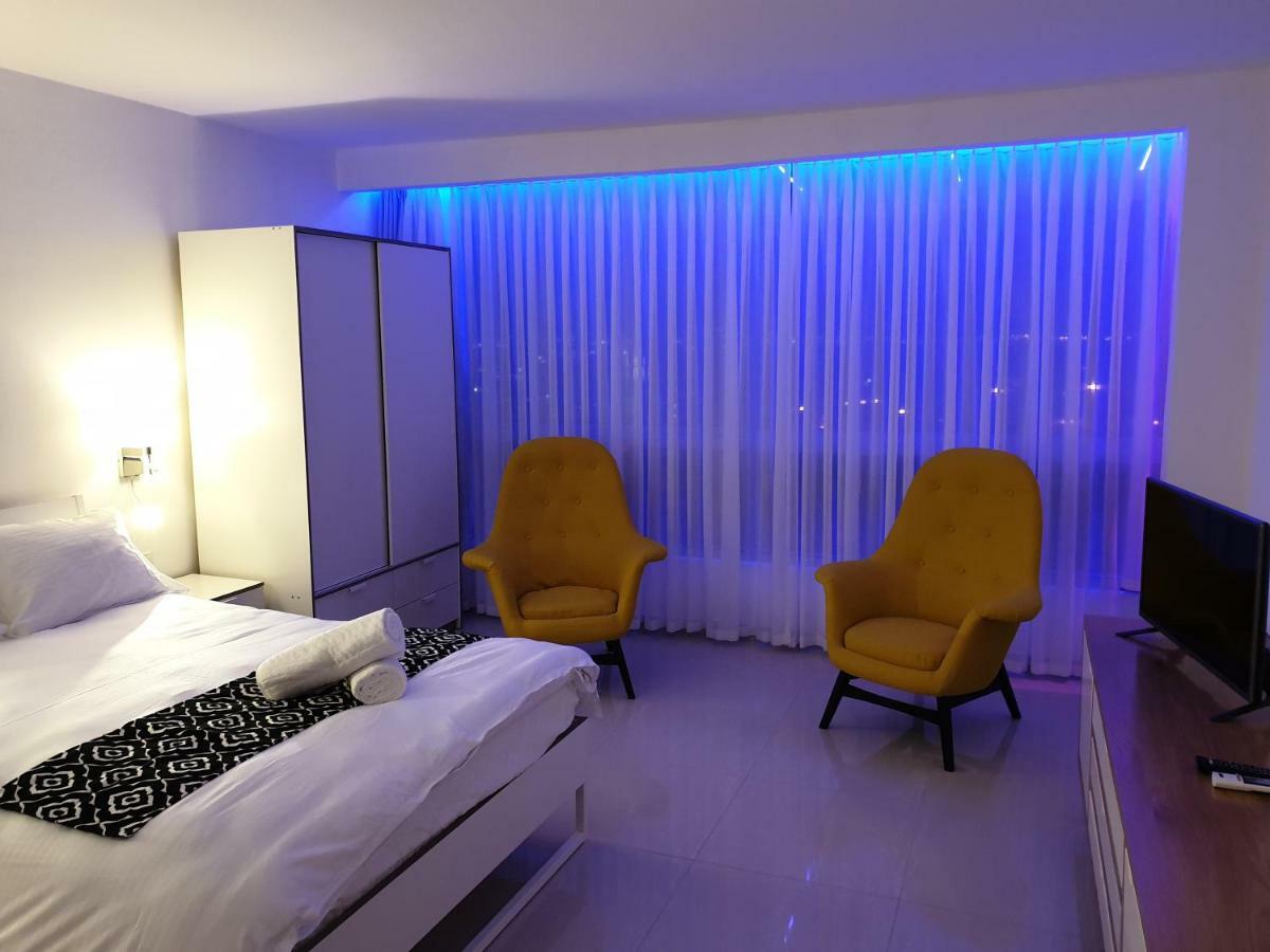 Avshalom Holiday Apartments Eilat Esterno foto