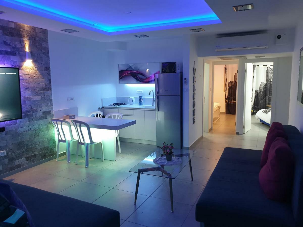 Avshalom Holiday Apartments Eilat Esterno foto