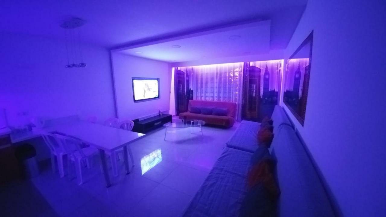 Avshalom Holiday Apartments Eilat Esterno foto